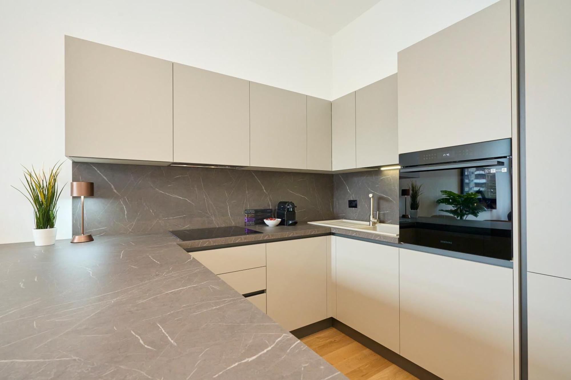 Luxury Design - 20 Minutes From Duomo-navigli Milano